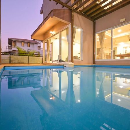Villa Tiki Tropics Lonavla Exterior foto