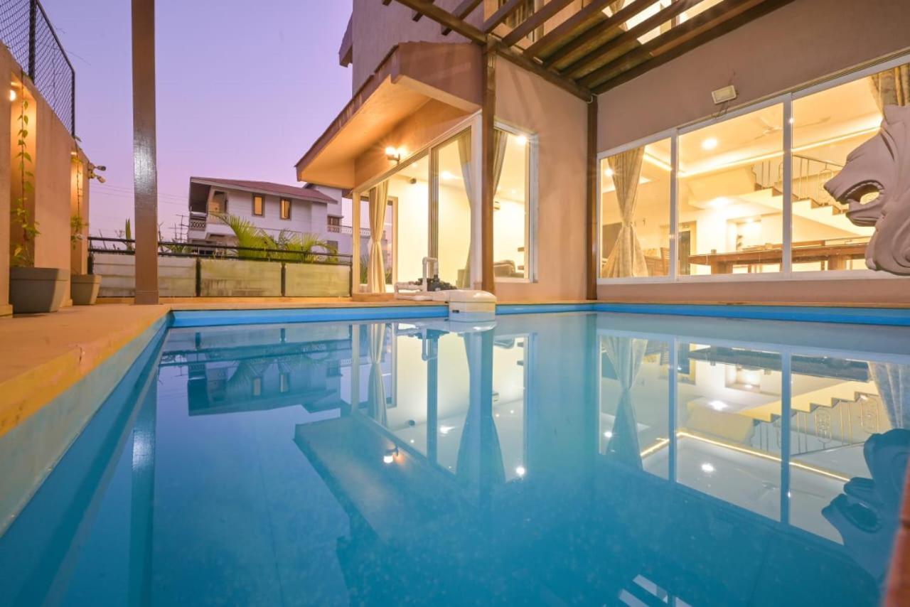 Villa Tiki Tropics Lonavla Exterior foto